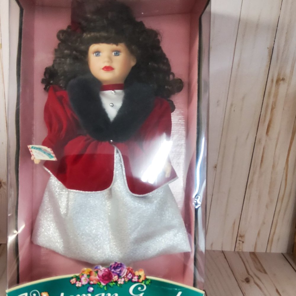 Victorian Garden Collection 1996 Special Edition Genuine Porcelain Doll NIB